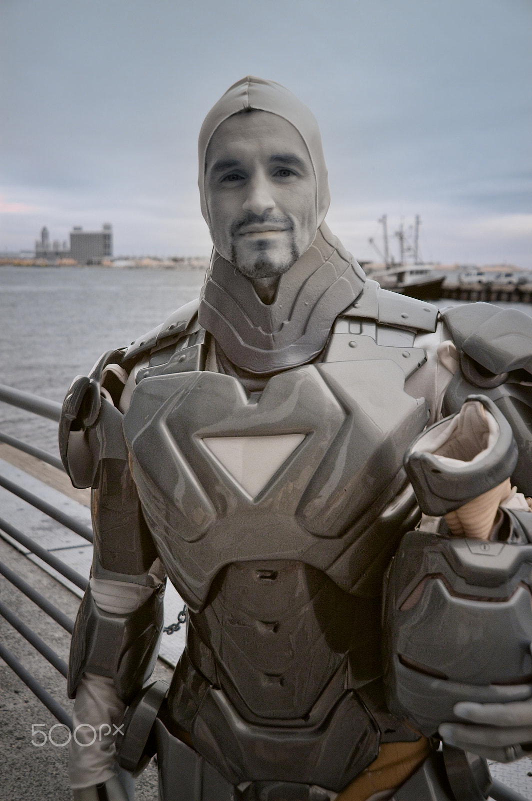 Nikon D70s sample photo. Serious costume for a serious guy photography
