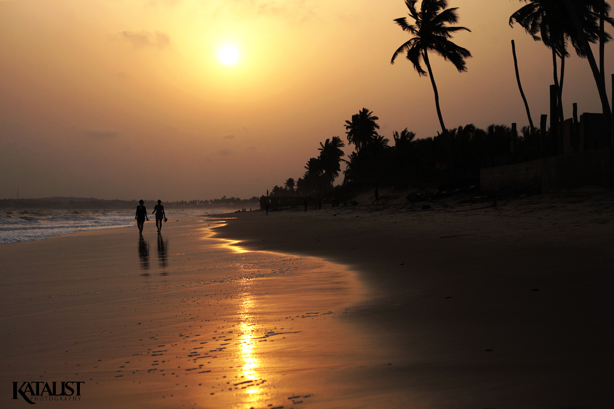 Canon EOS-1Ds Mark III sample photo. A tropical beach in ghana  photography