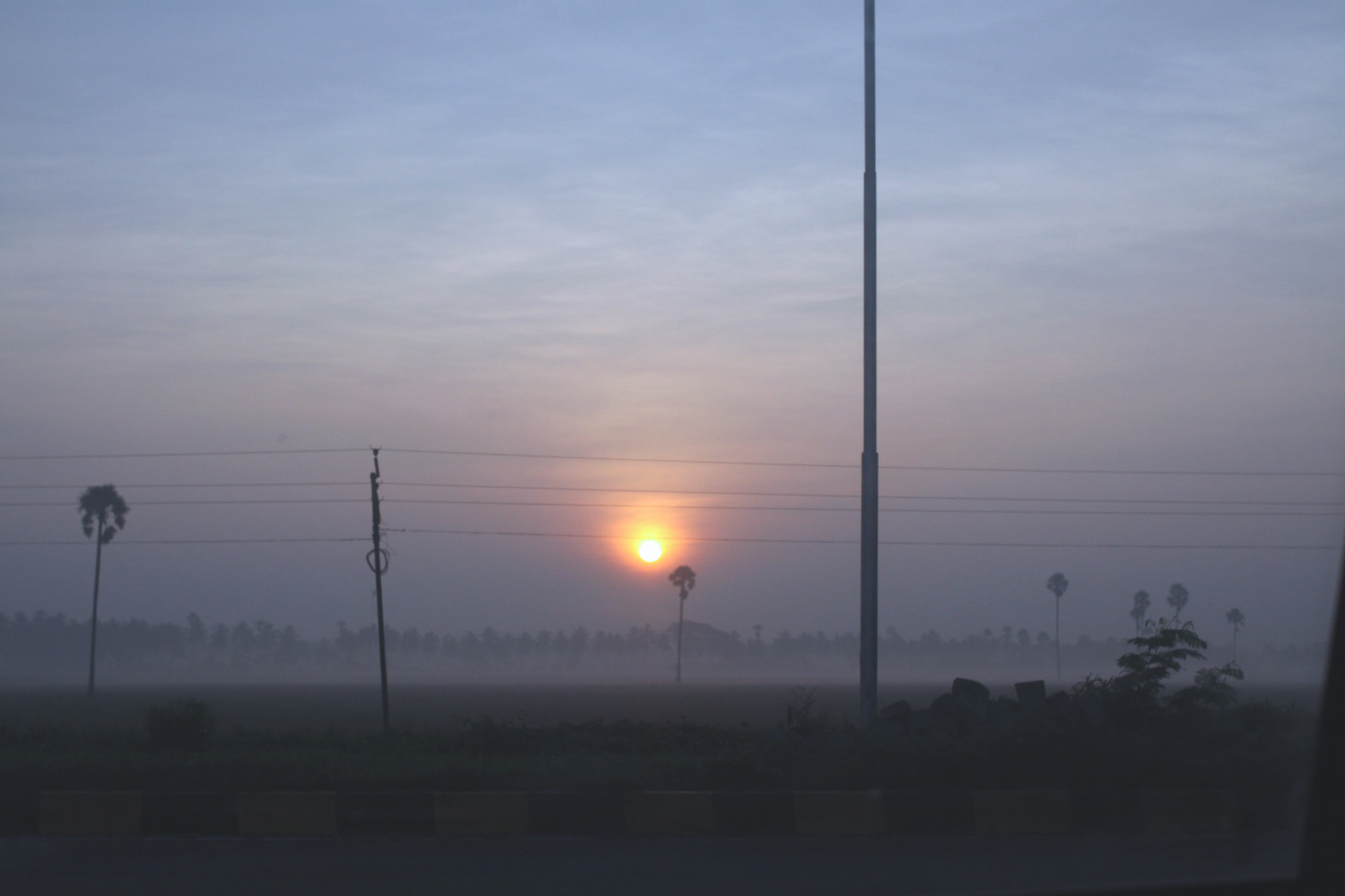 Canon EOS 50D + Sigma 35mm F1.4 DG HSM Art sample photo. Sun set photography