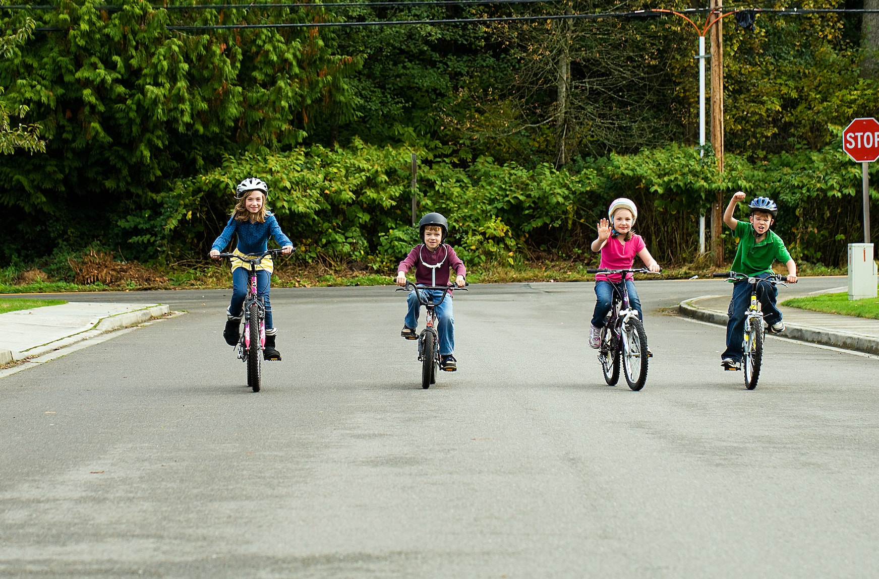 Canon EOS-1D Mark III sample photo. Bikes for kids photography