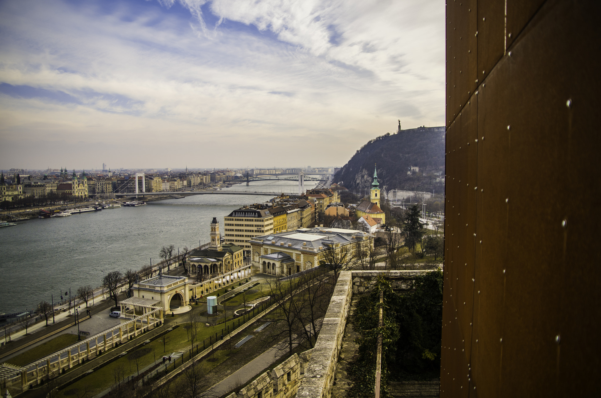 Sigma AF 10-20mm F4-5.6 EX DC sample photo. Budapest photography
