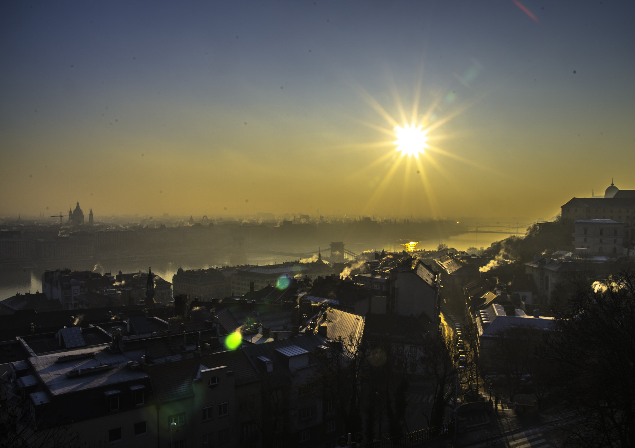 Pentax K-50 + Sigma AF 10-20mm F4-5.6 EX DC sample photo. Budapest in the morning photography