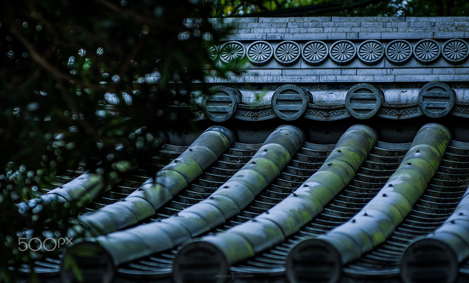 Pentax smc DA* 50-135mm F2.8 ED (IF) SDM sample photo. Temple photography