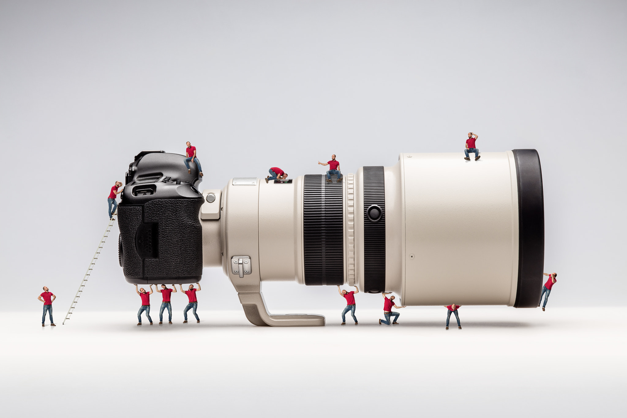ZEISS Makro-Planar T* 100mm F2 sample photo. Dniprepetrovsk. ukraine - june 17 2015: miniature man and camera. macro photo photography