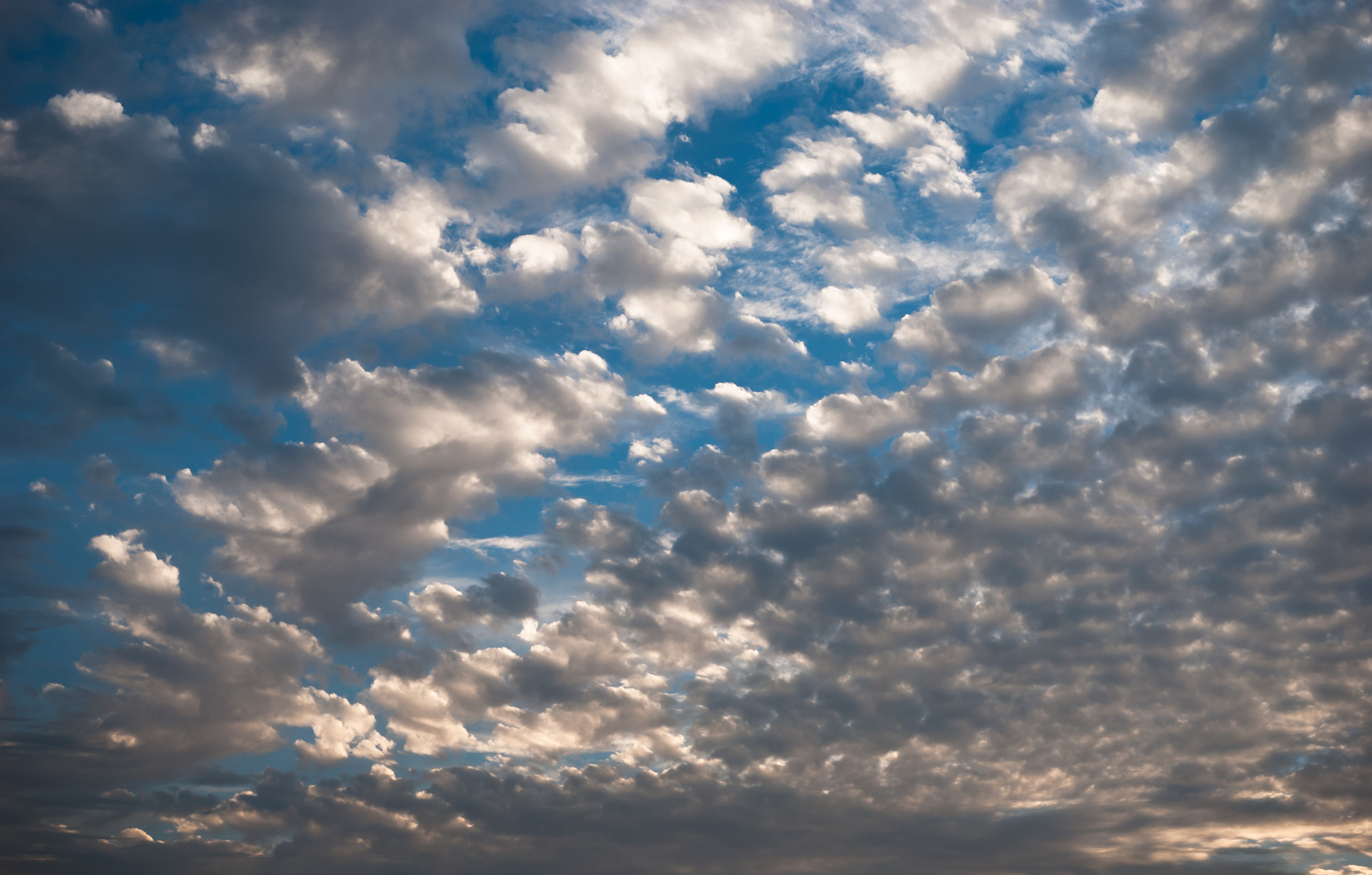 Nikon D80 + Sigma 18-35mm F1.8 DC HSM Art sample photo. Clouds photography