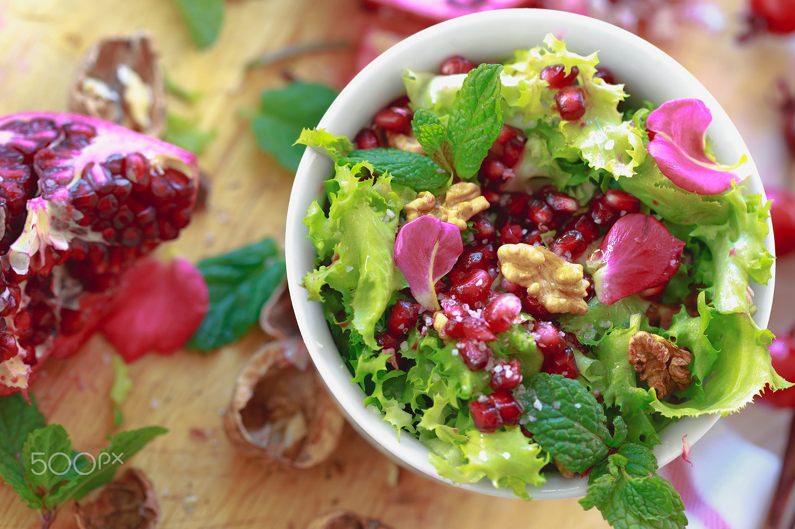 Canon EOS 6D + Canon EF 100mm F2.8 Macro USM sample photo. Curly endive salad photography