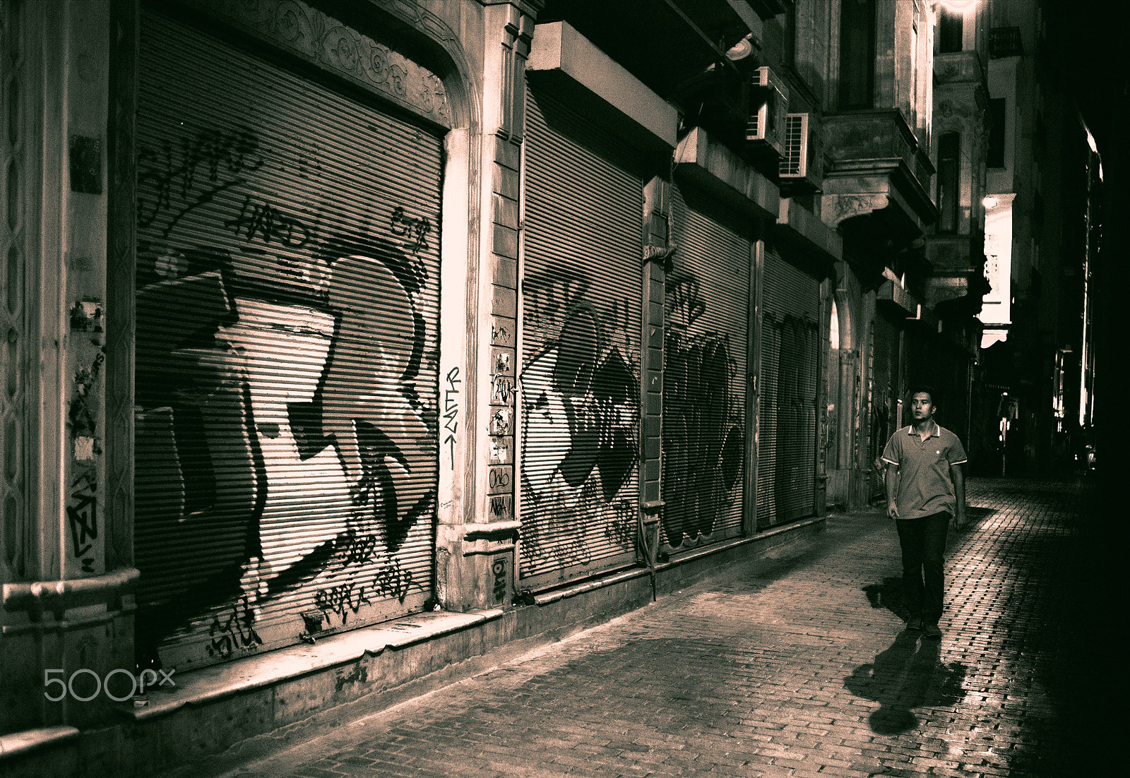 Nikon D3 + Nikon AF Nikkor 35mm F2D sample photo. I, me, and my shadows. photography