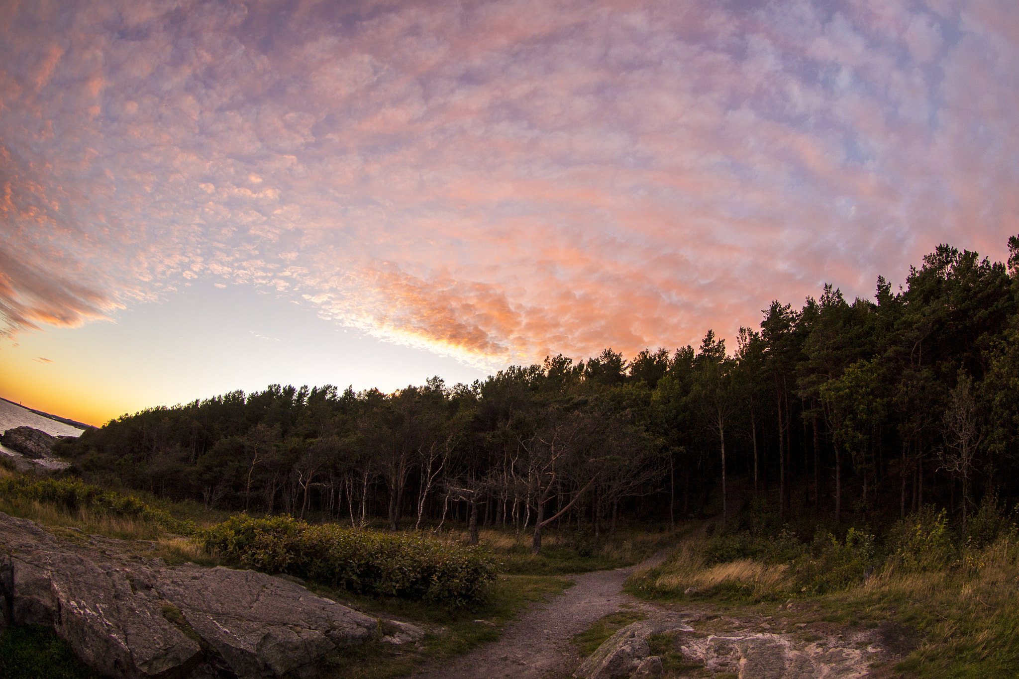 Canon EF 8-15mm F4L Fisheye USM sample photo. Sunset photography