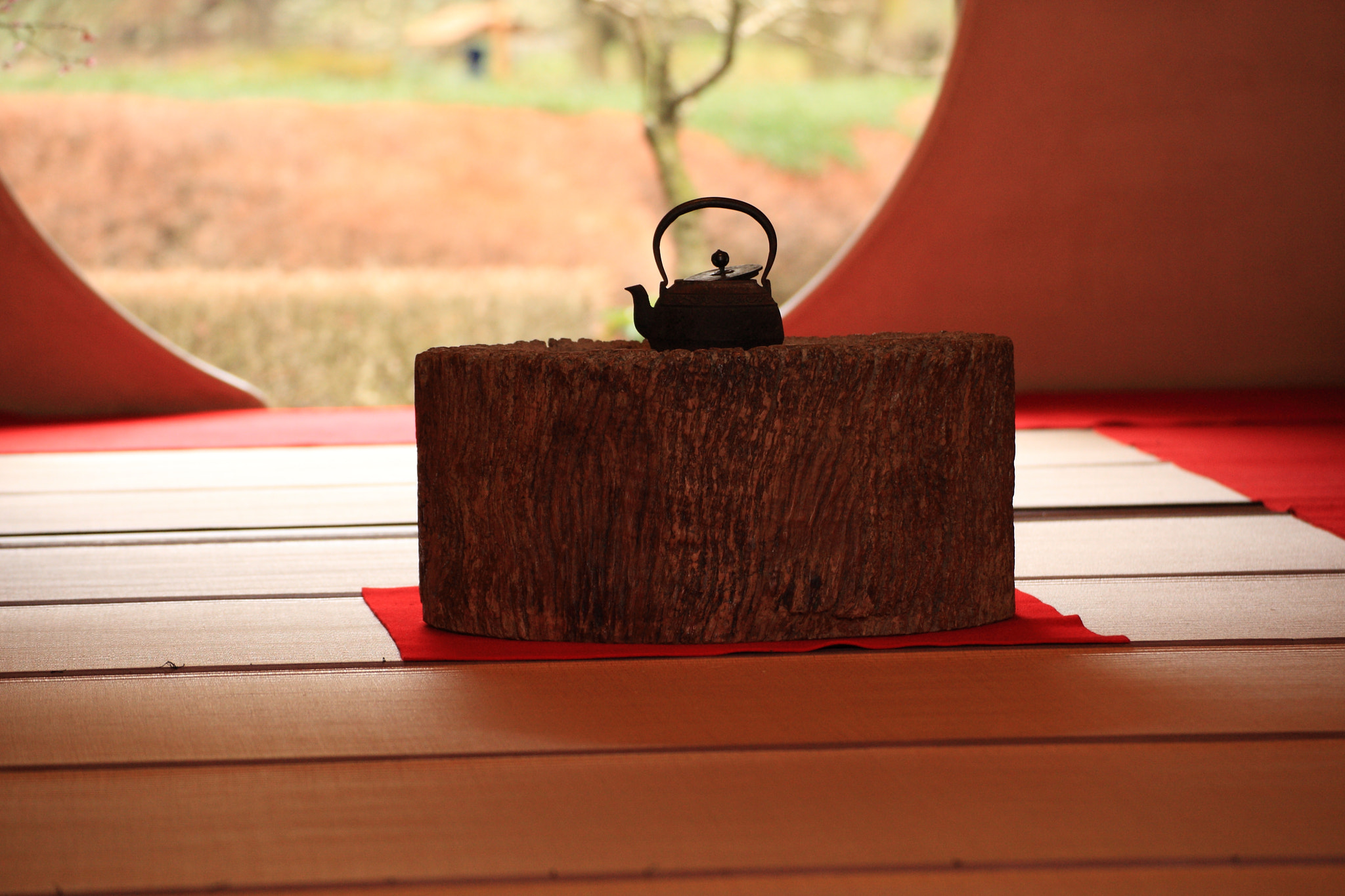 Canon EOS-1D Mark III sample photo. 円窓　marumado photography