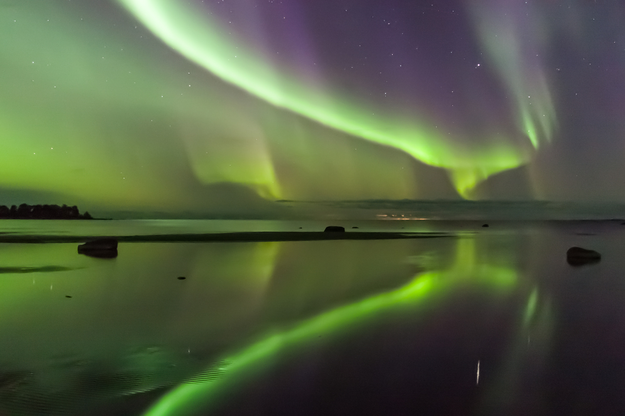 Canon EOS-1D Mark II sample photo. Aurora reflections photography