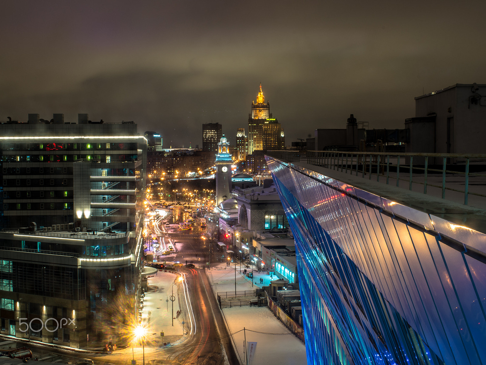 HD Pentax DA 35mm F2.8 Macro Limited sample photo. Classic and modern city moscow photography