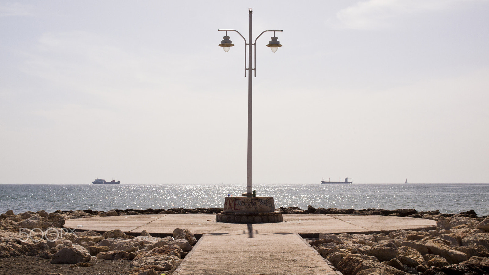 Olympus E-620 (EVOLT E-620) + OLYMPUS 14-42mm Lens sample photo. Calm and symmetry. photography
