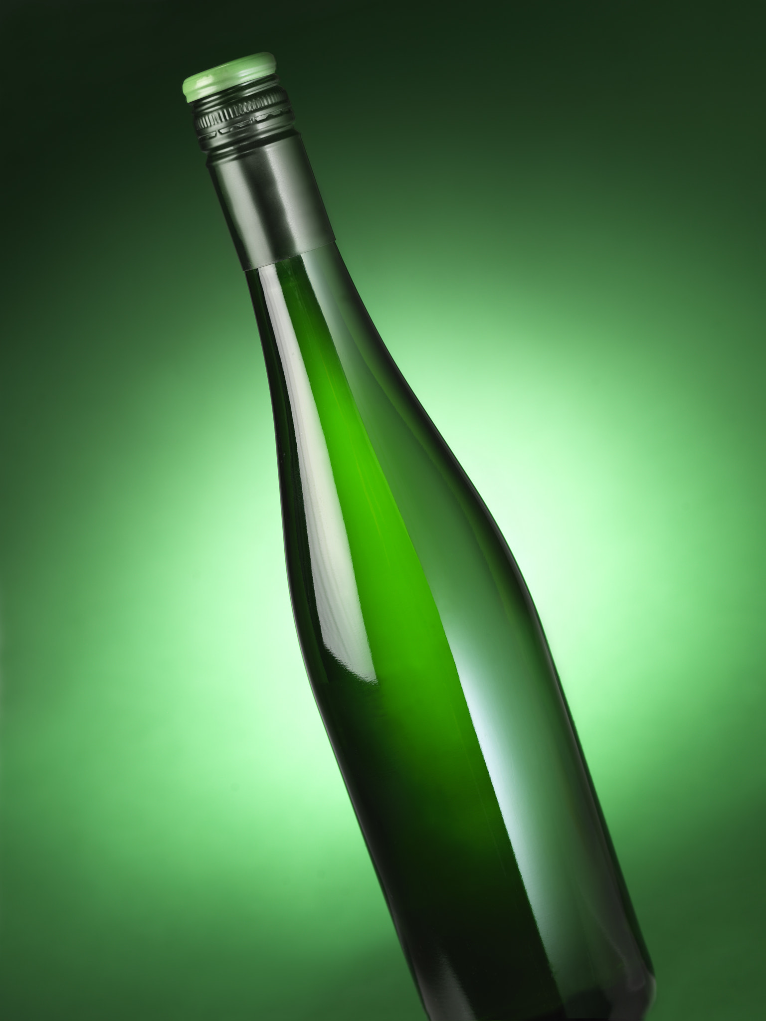 Hasselblad H3DII-31 sample photo. Green wine bottle photography