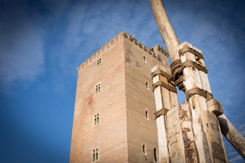 Sigma 24-70mm F2.8 EX DG HSM sample photo. Chateau de montaner photography