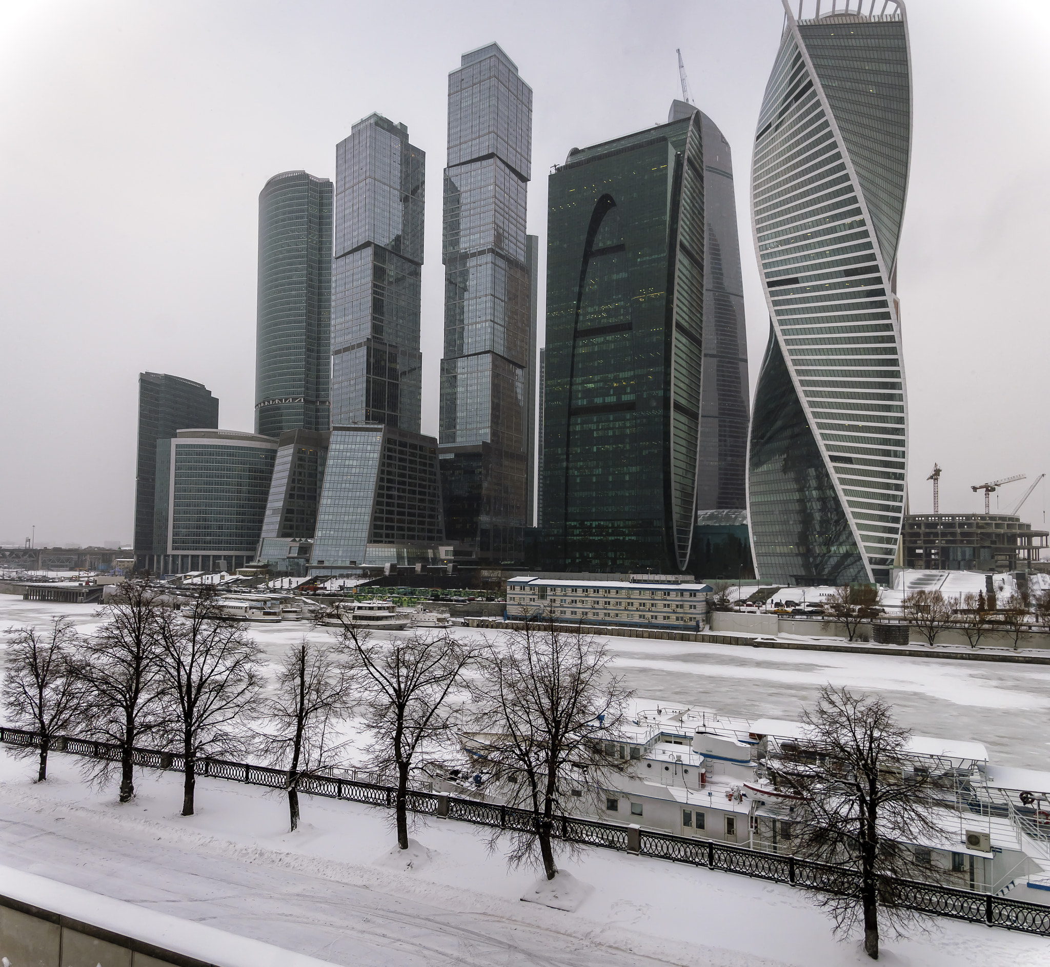 Nikon D2X sample photo. Moscow photography