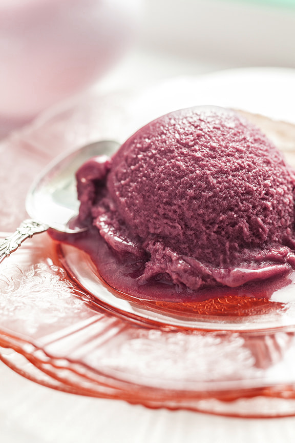 Canon TS-E 90mm F2.8 Tilt-Shift sample photo. Cherry gelato photography