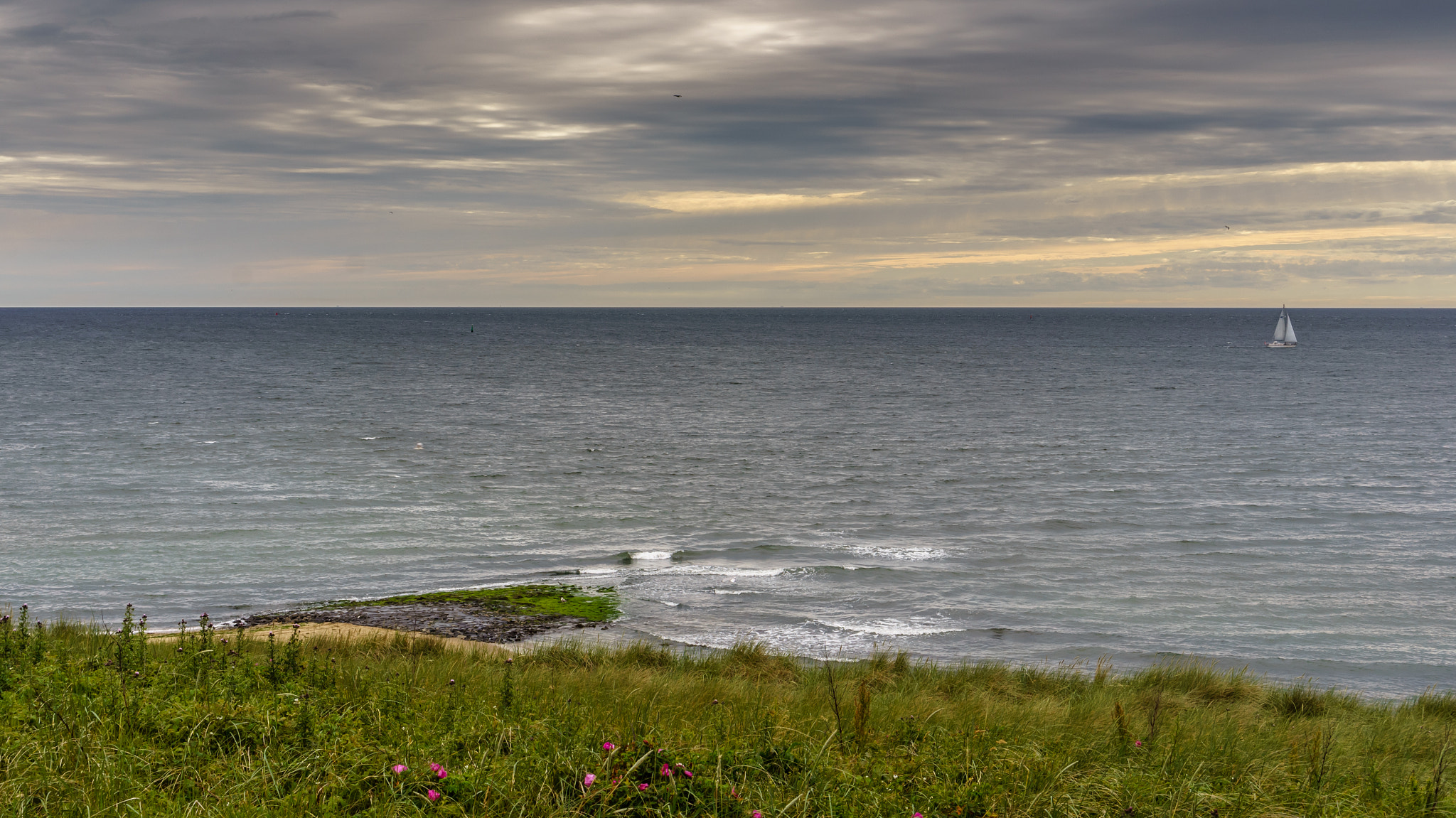 Sony E 35mm F1.8 OSS sample photo. Den helder seascape photography
