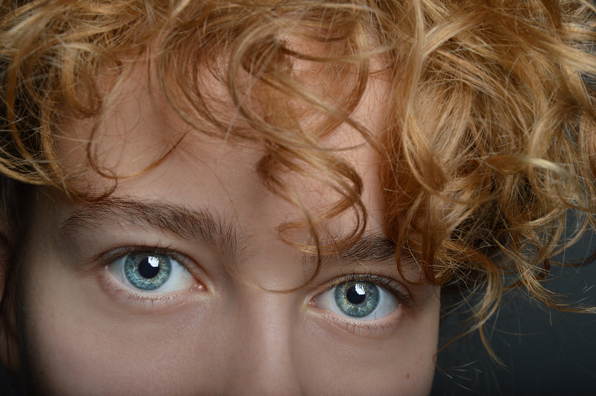 AF Zoom-Nikkor 28-100mm f/3.5-5.6G sample photo. Real eyes photography