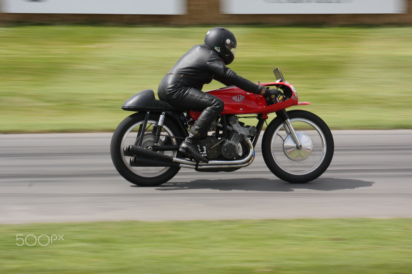 Canon EF 70-300mm F4-5.6L IS USM sample photo. Goodwood fos motorbikes photography