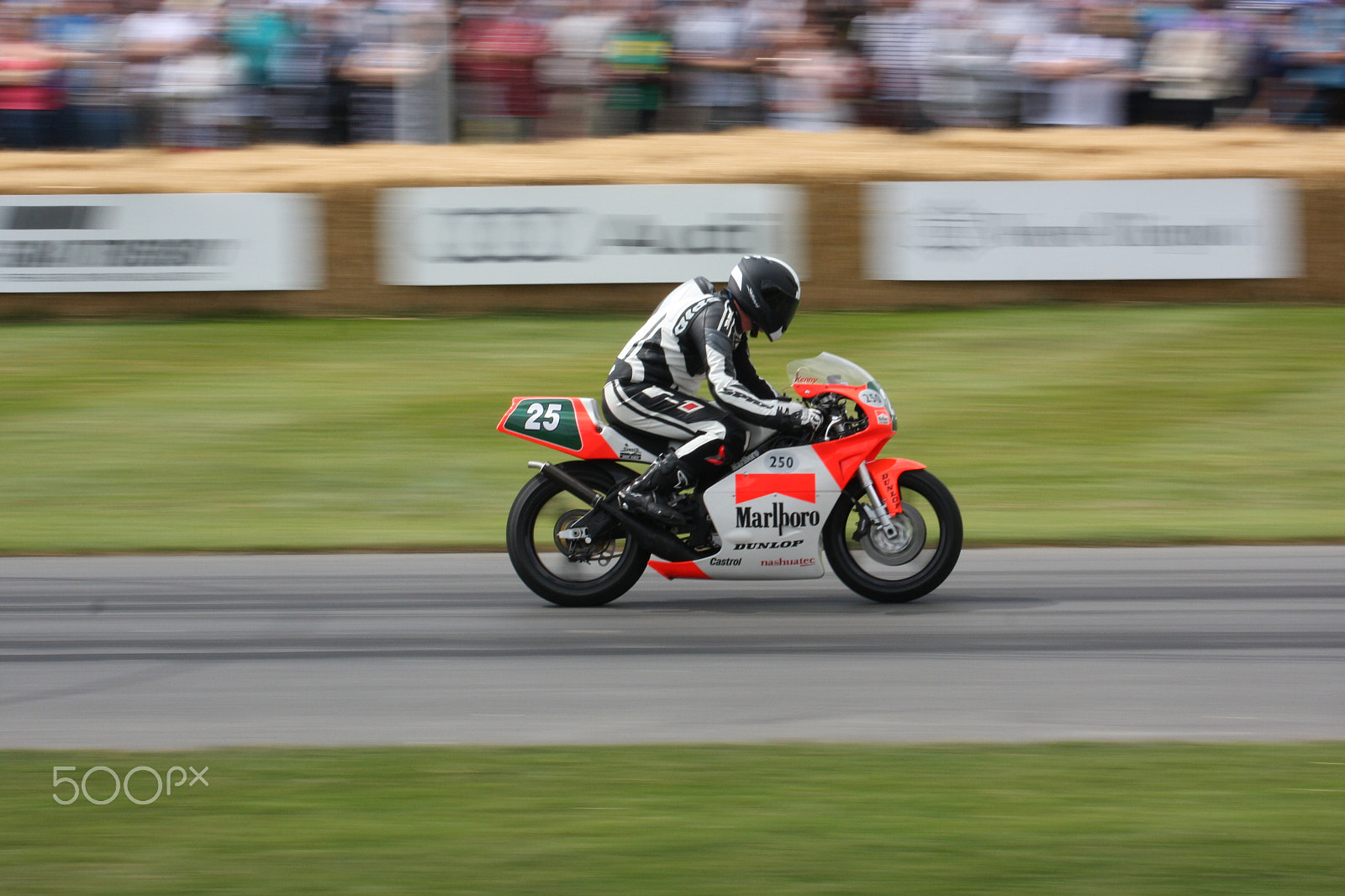Canon EF 70-300mm F4-5.6L IS USM sample photo. Goodwood fos motorbikes photography
