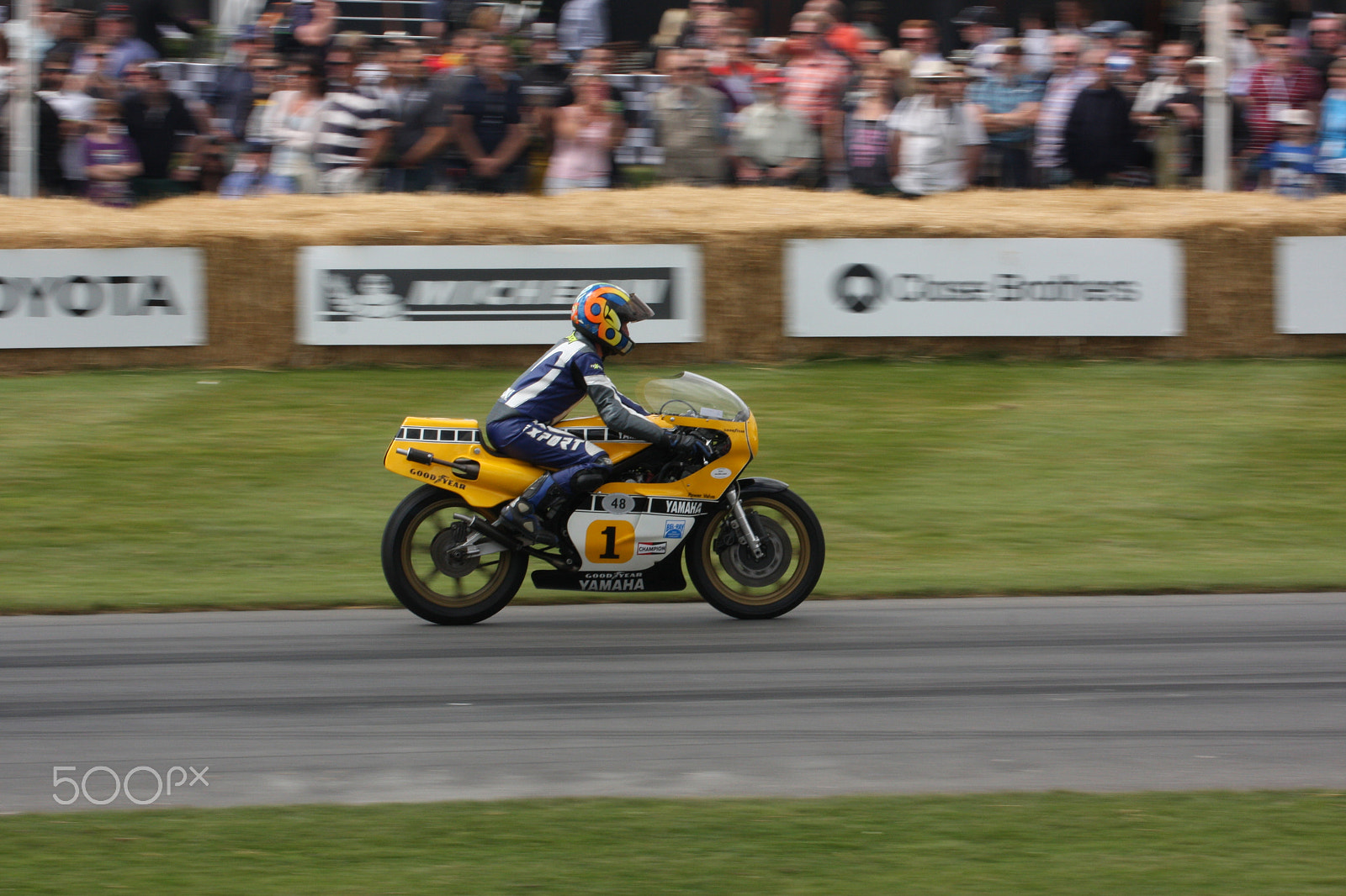 Canon EF 70-300mm F4-5.6L IS USM sample photo. Goodwood fos motorbikes photography