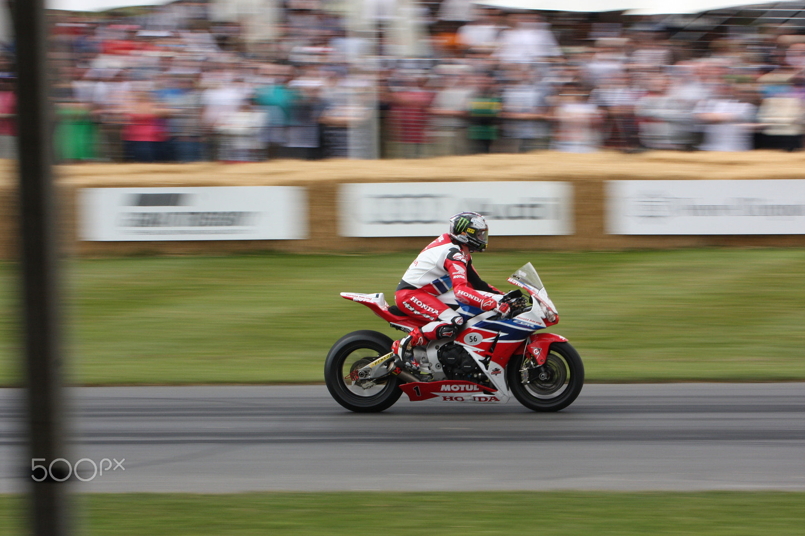 Canon EF 70-300mm F4-5.6L IS USM sample photo. Goodwood fos motorbikes photography