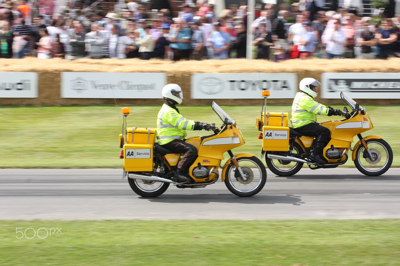 Canon EF 70-300mm F4-5.6L IS USM sample photo. Goodwood fos motorbikes photography