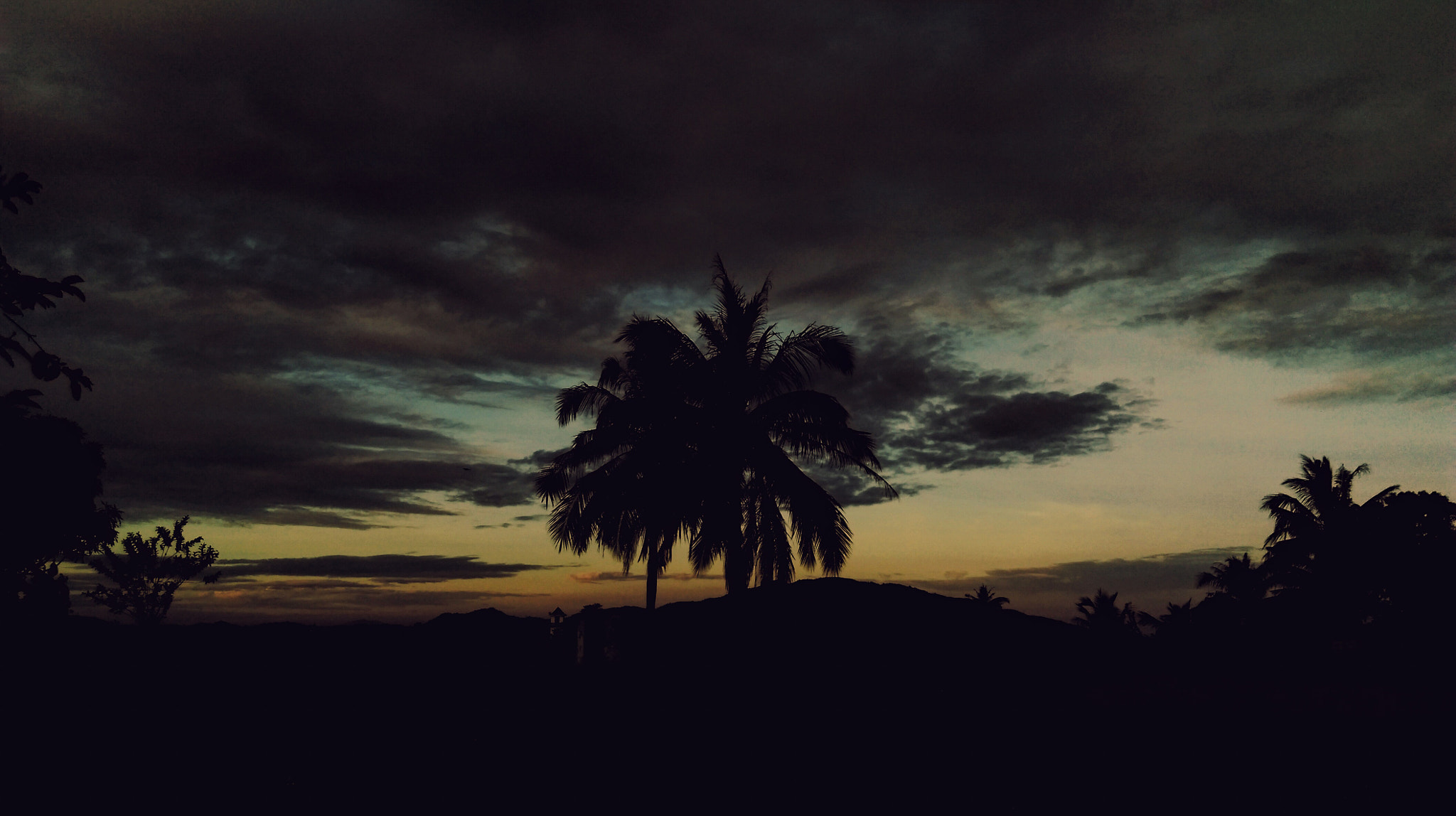 HTC ONE (E8) DUAL SIM sample photo. Sky  photography