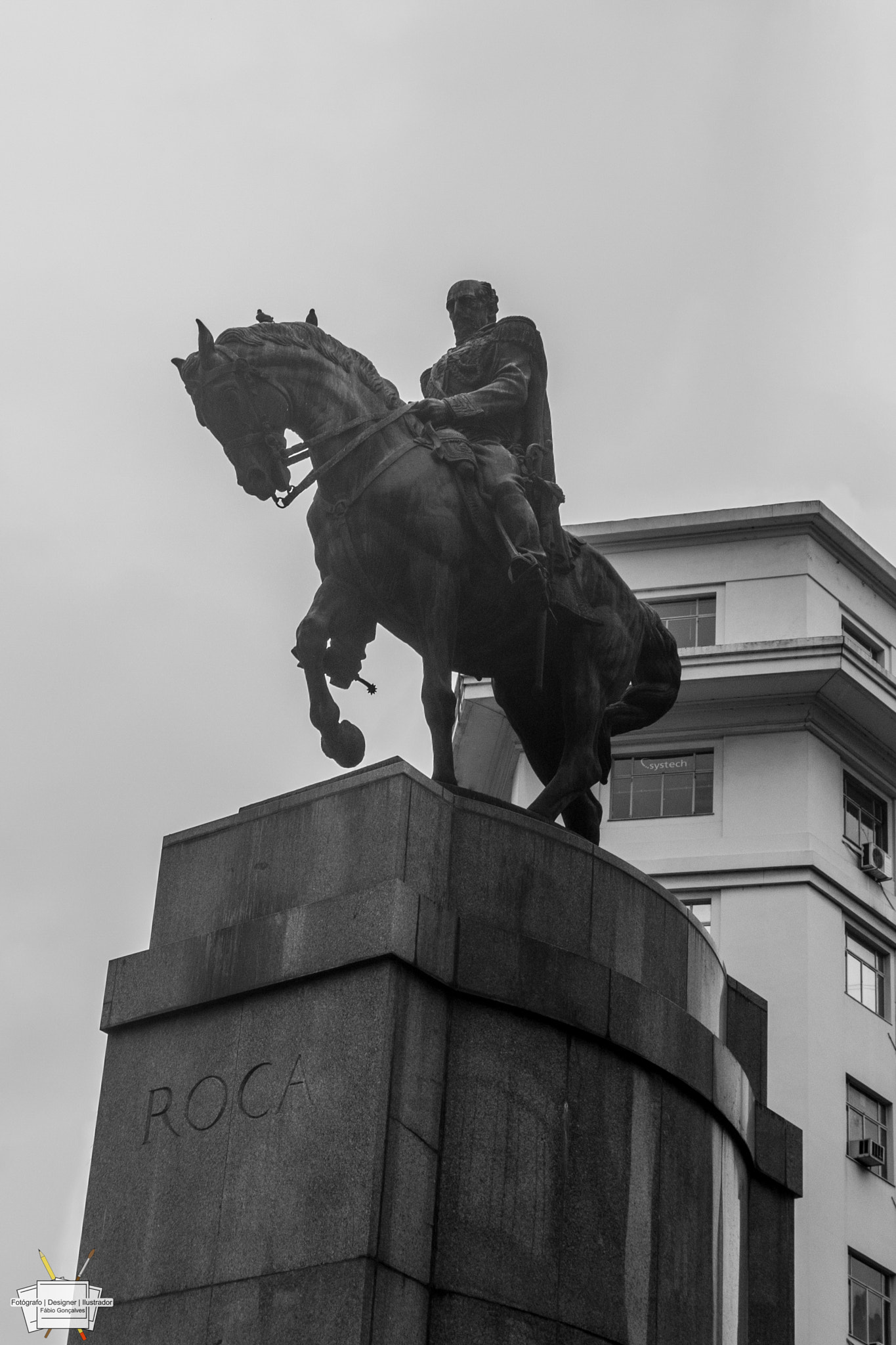 Canon EOS M sample photo. " pretoebranco | estÁtuas | buenos aires | 2016 photography