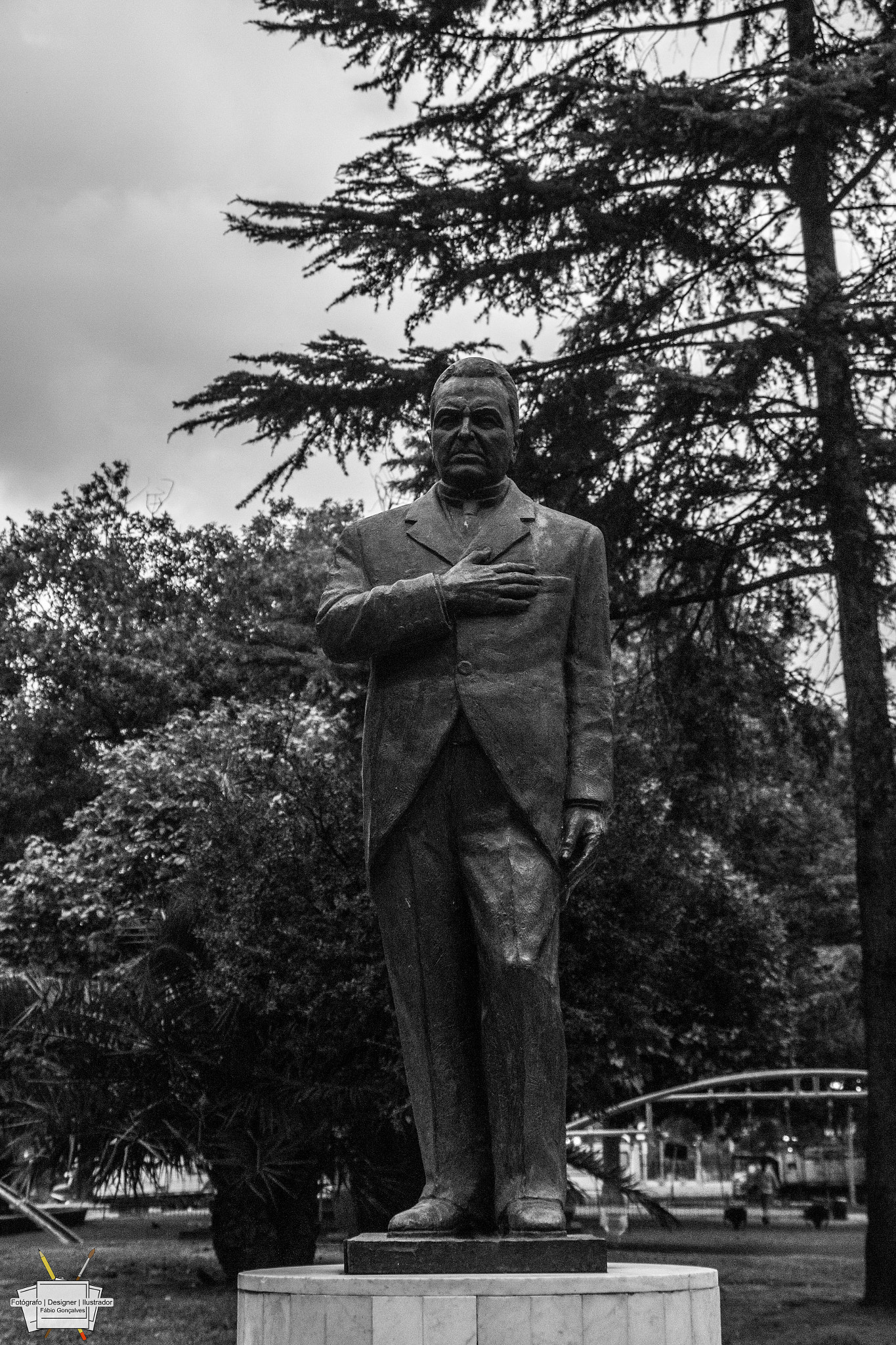 Canon EOS M sample photo. " pretoebranco | estÁtuas | buenos aires | 2016 photography