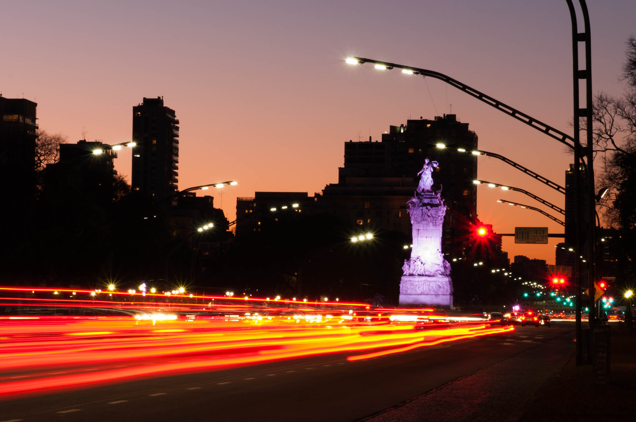 Sigma 17-70mm F2.8-4 DC Macro OS HSM | C sample photo. City of lights photography
