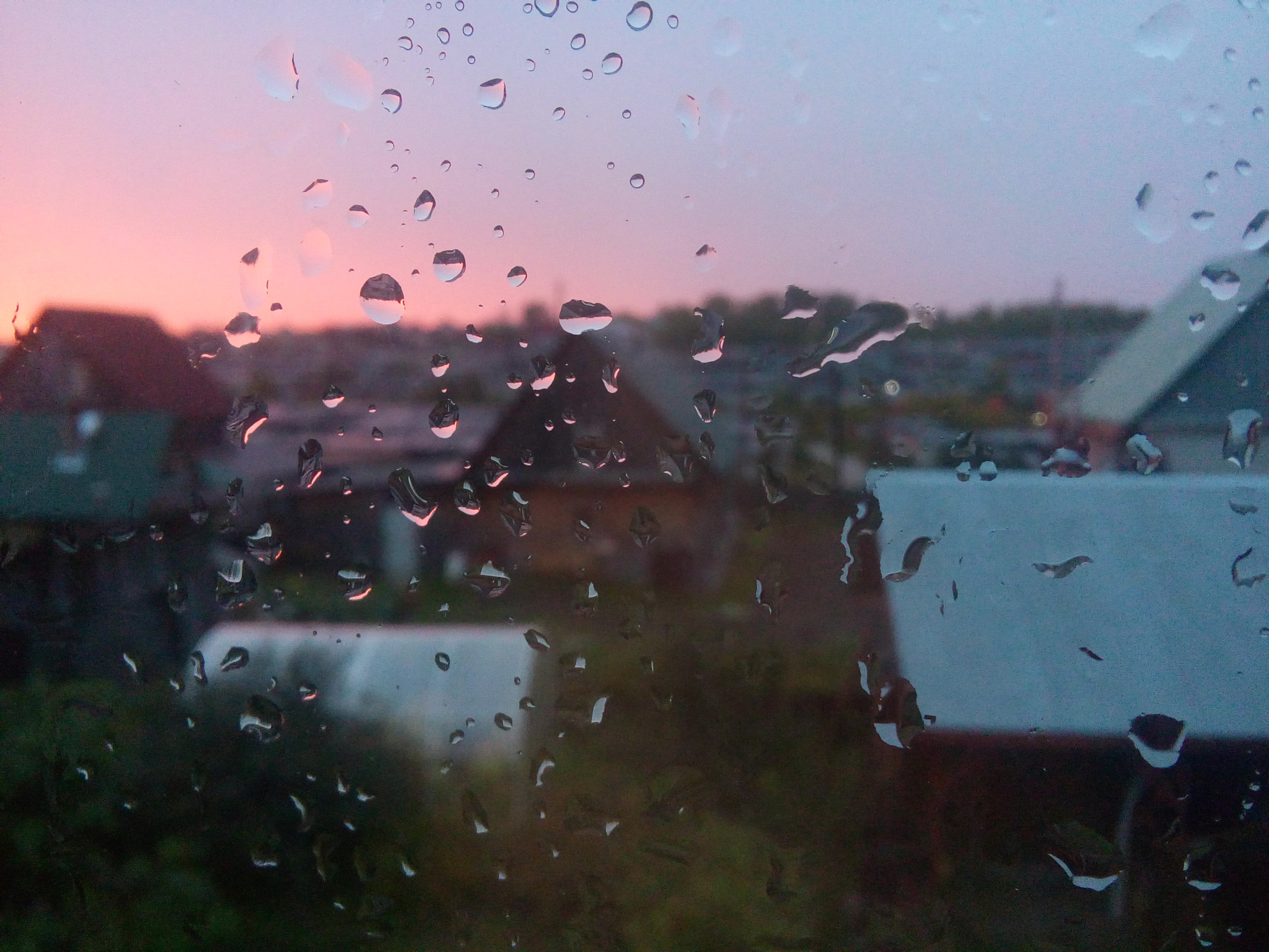 LG VOLT sample photo. The rain has ended photography