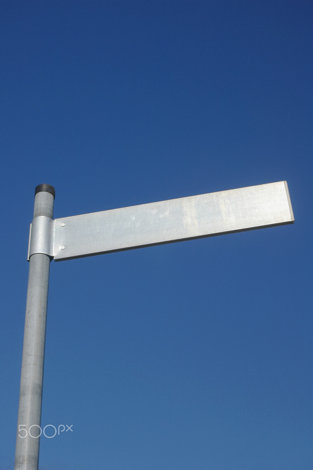 Pentax *ist D sample photo. Blank metal sign photography