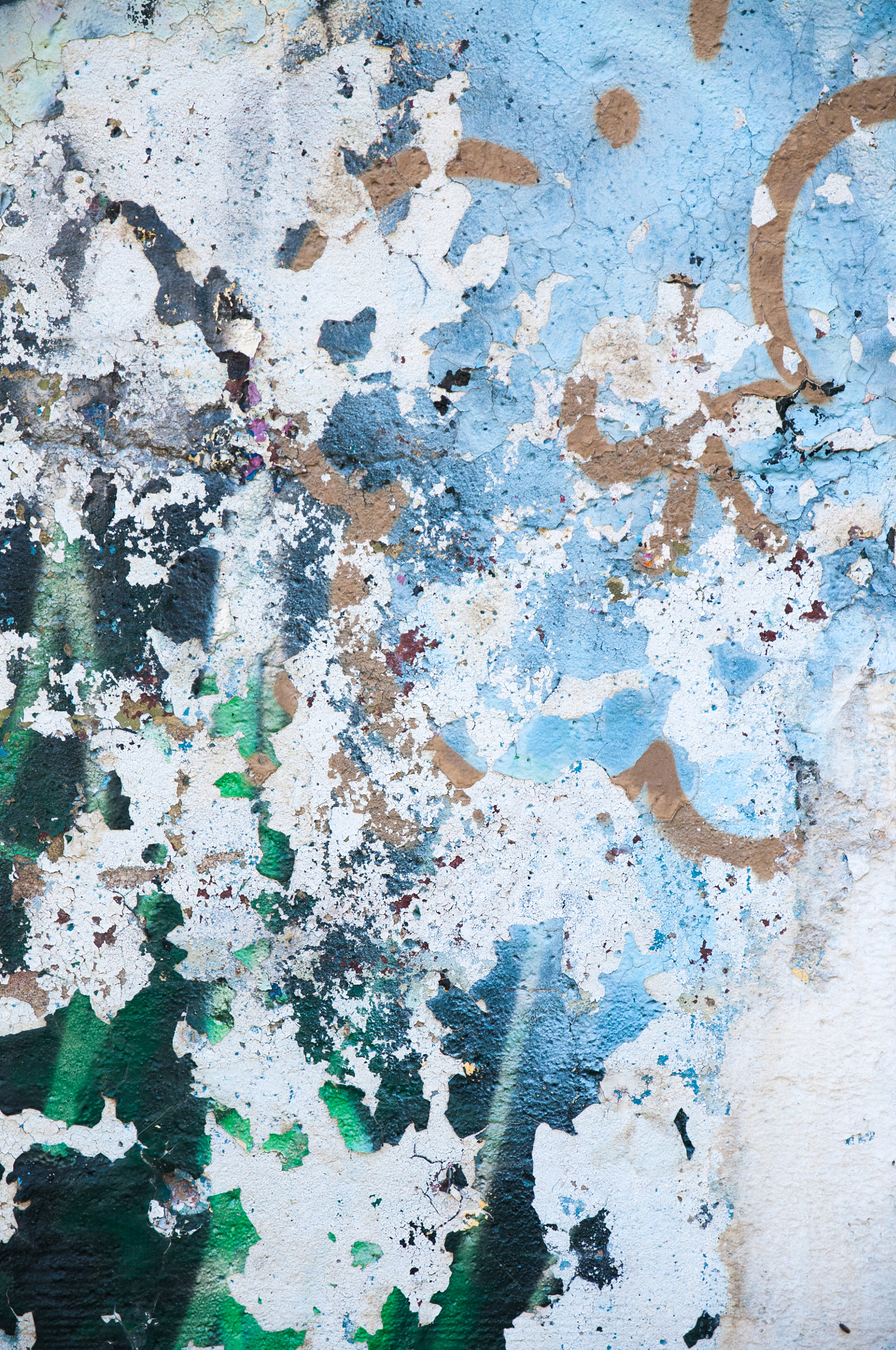 Sigma 17-70mm F2.8-4 DC Macro OS HSM sample photo. Abstract old wall photography