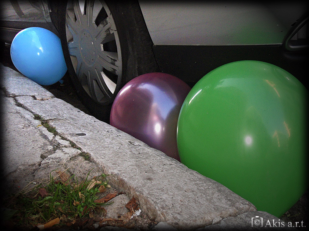 Olympus u790SW,S790SW sample photo. "party is over" photography