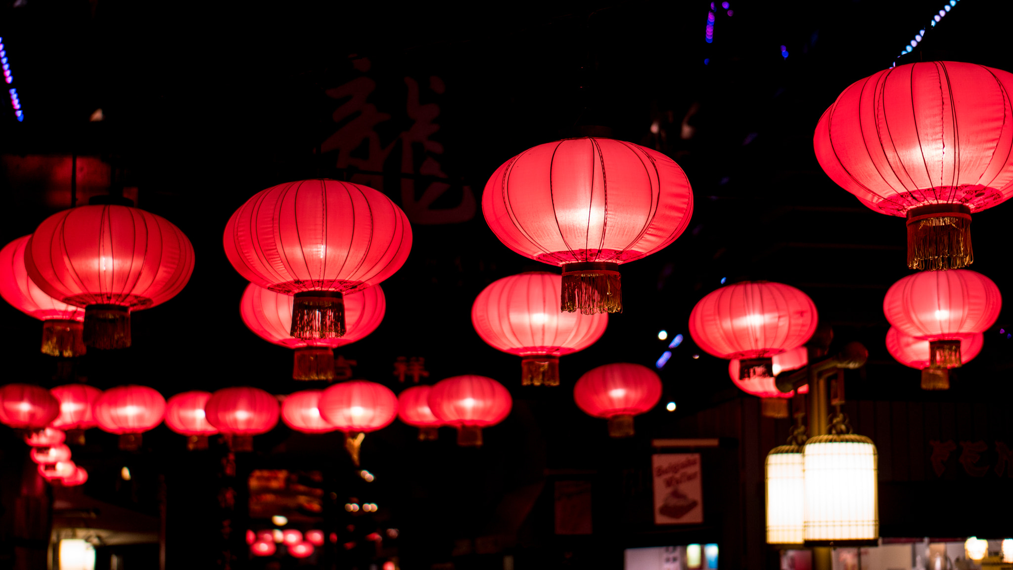 Samsung NX 45mm F1.8 sample photo. Asian lights photography