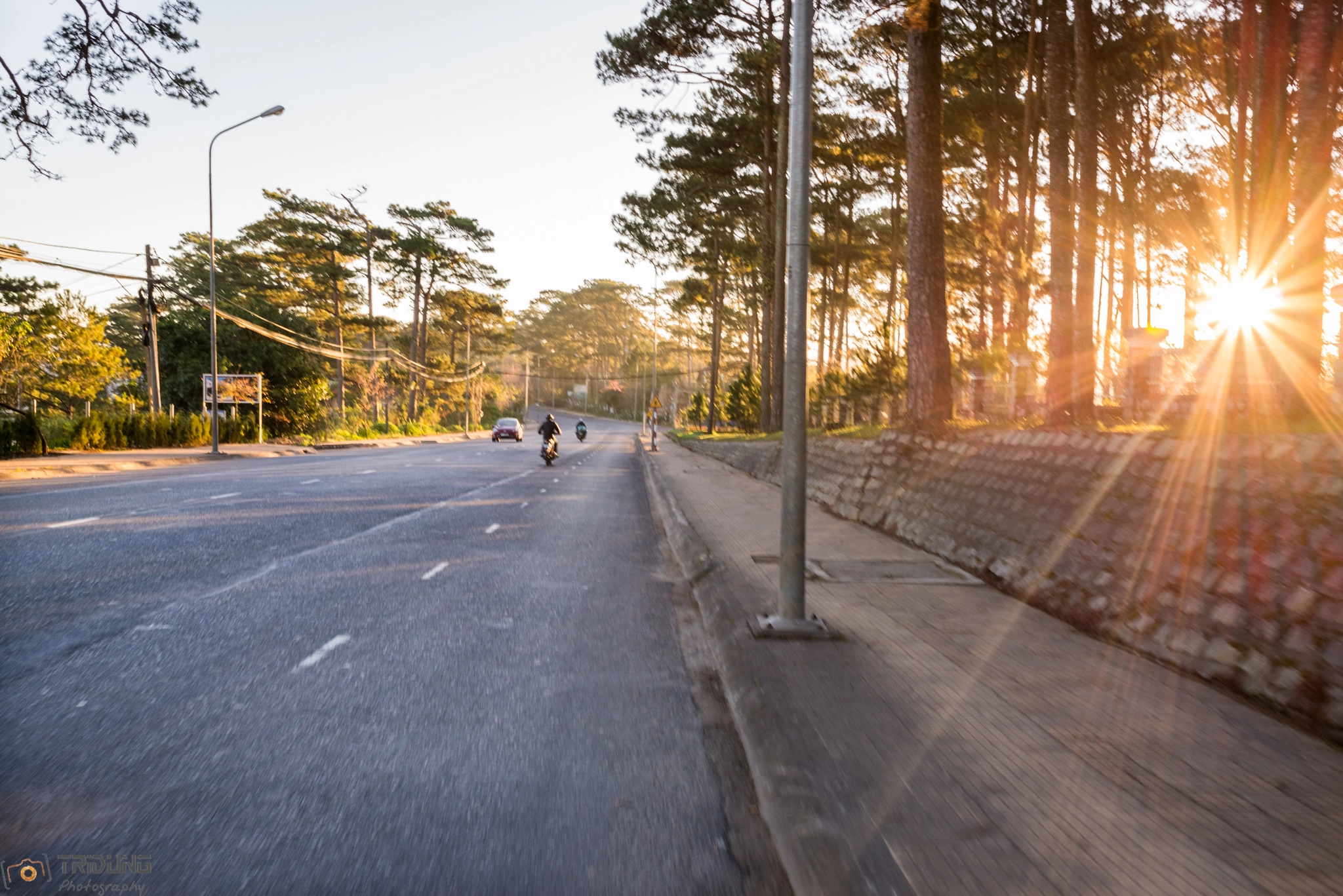Nikon D610 + Nikon AF Nikkor 28mm F2.8D sample photo. Good morning photography