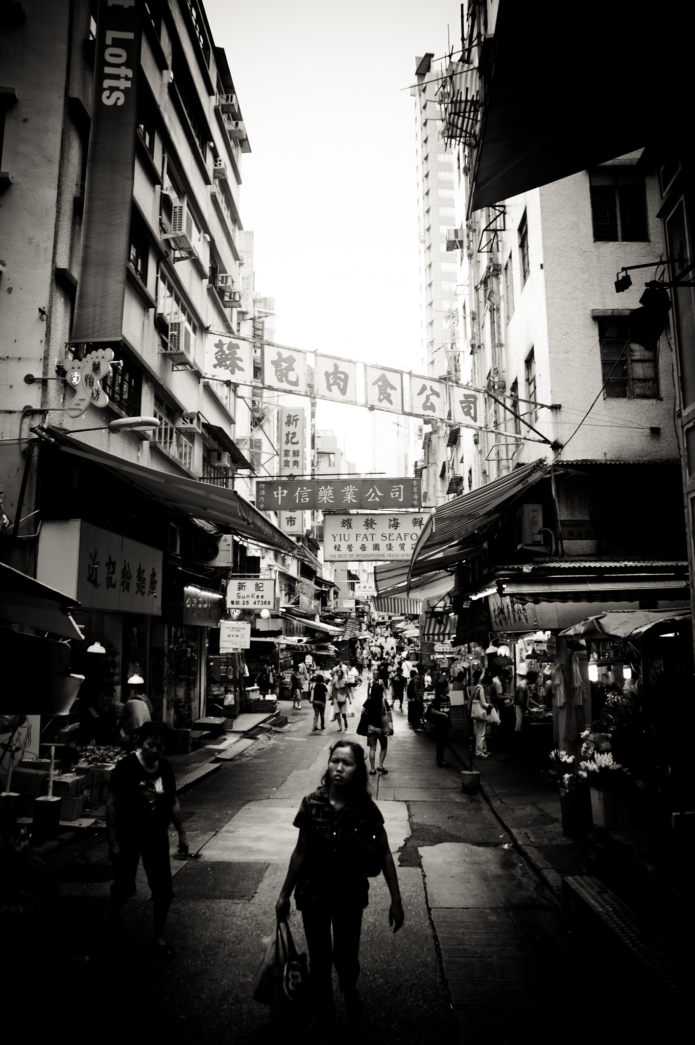 Pentax K-7 + Tamron SP AF 17-50mm F2.8 XR Di II LD Aspherical (IF) sample photo. Streets of hk photography