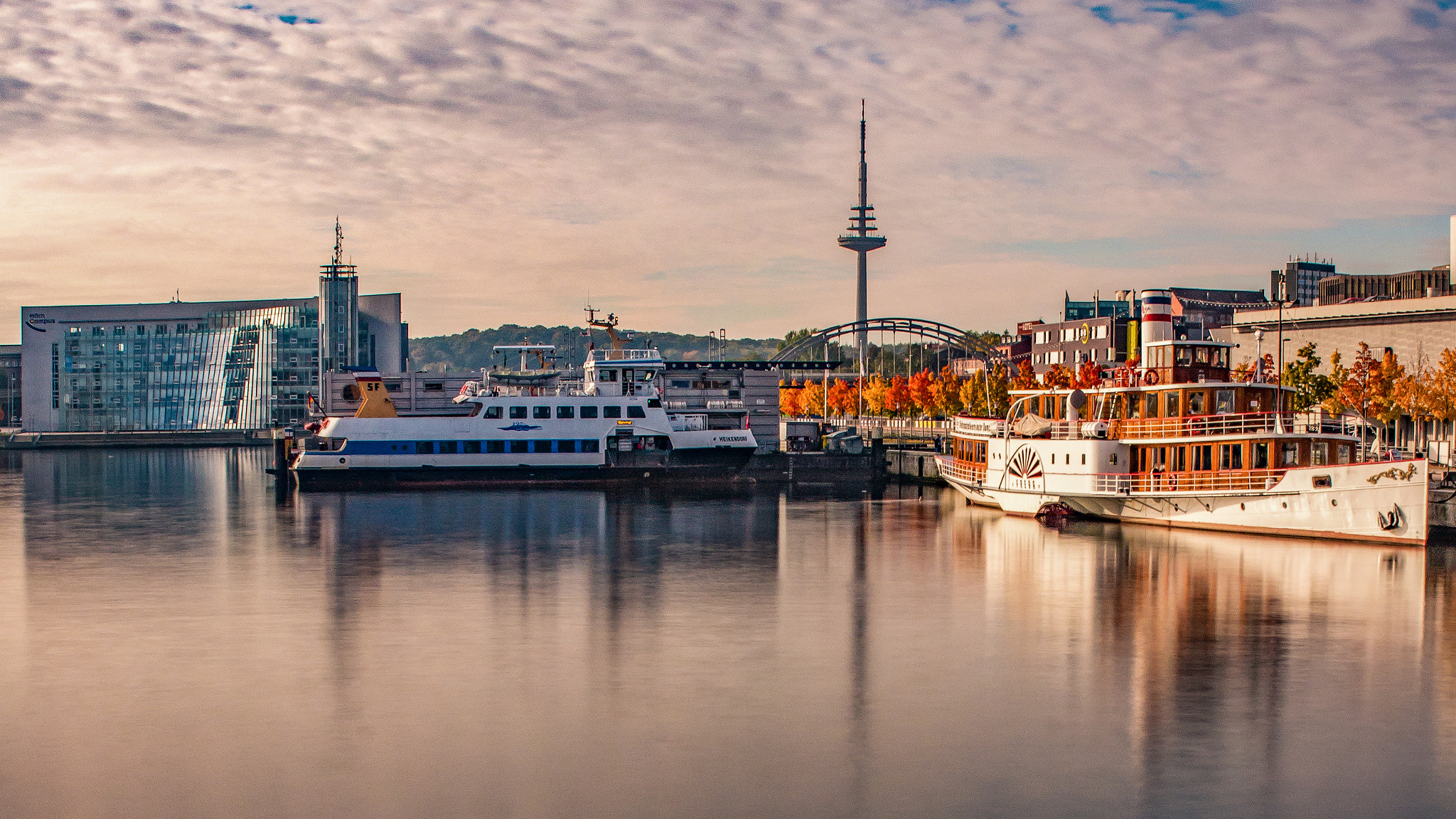 Canon EF 24mm F2.8 IS USM sample photo. Port of kiel photography