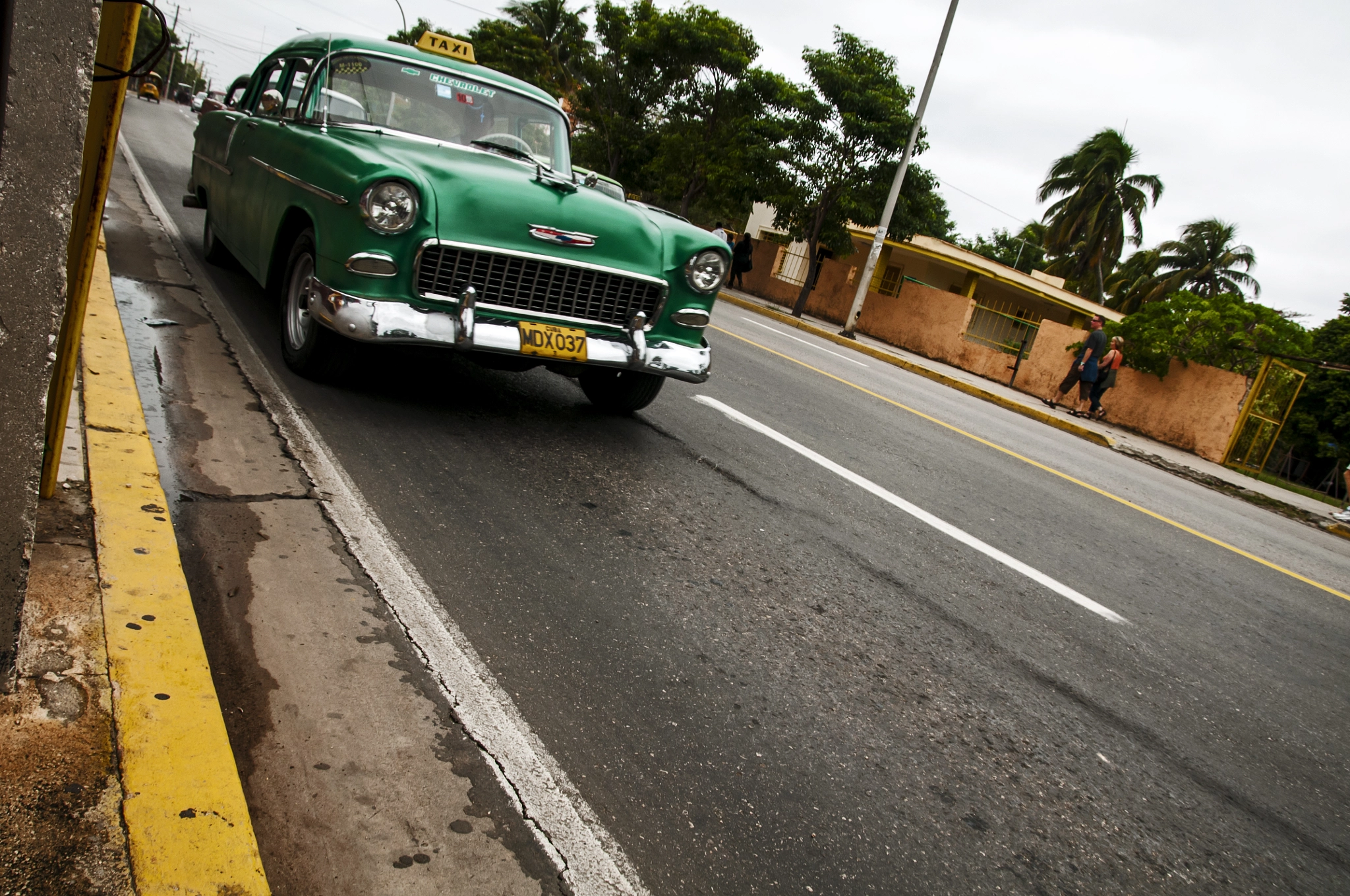 Sigma 17-70mm F2.8-4 DC Macro OS HSM sample photo. Cuba on the road photography