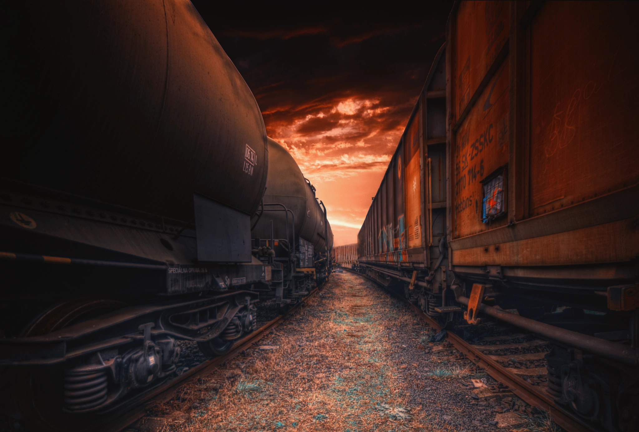 Sigma AF 10-20mm F4-5.6 EX DC sample photo. Old trains photography