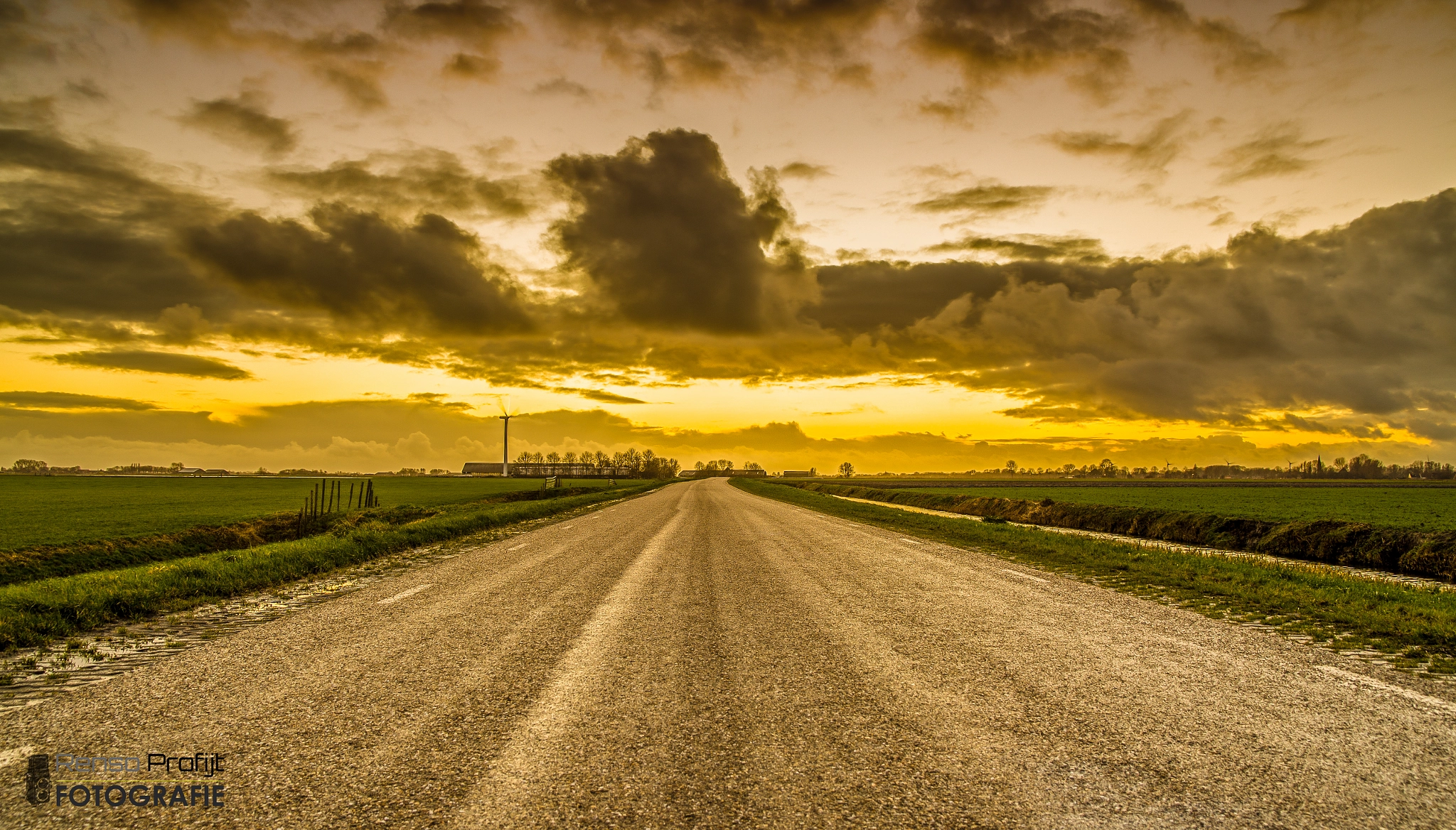 Sigma 17-70mm F2.8-4 DC Macro OS HSM sample photo. Road to sunset photography