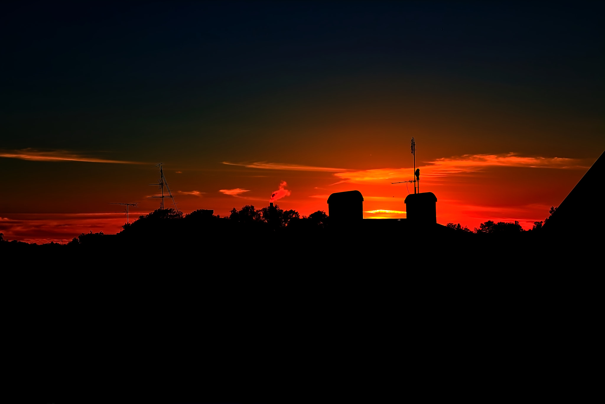 Canon 18-35mm sample photo. Red sunset photography