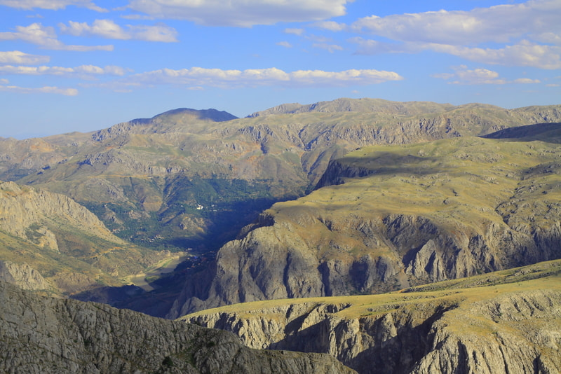 Canon EOS 50D + Canon 24-70mm sample photo. Canyon/kemaliye/turkey photography