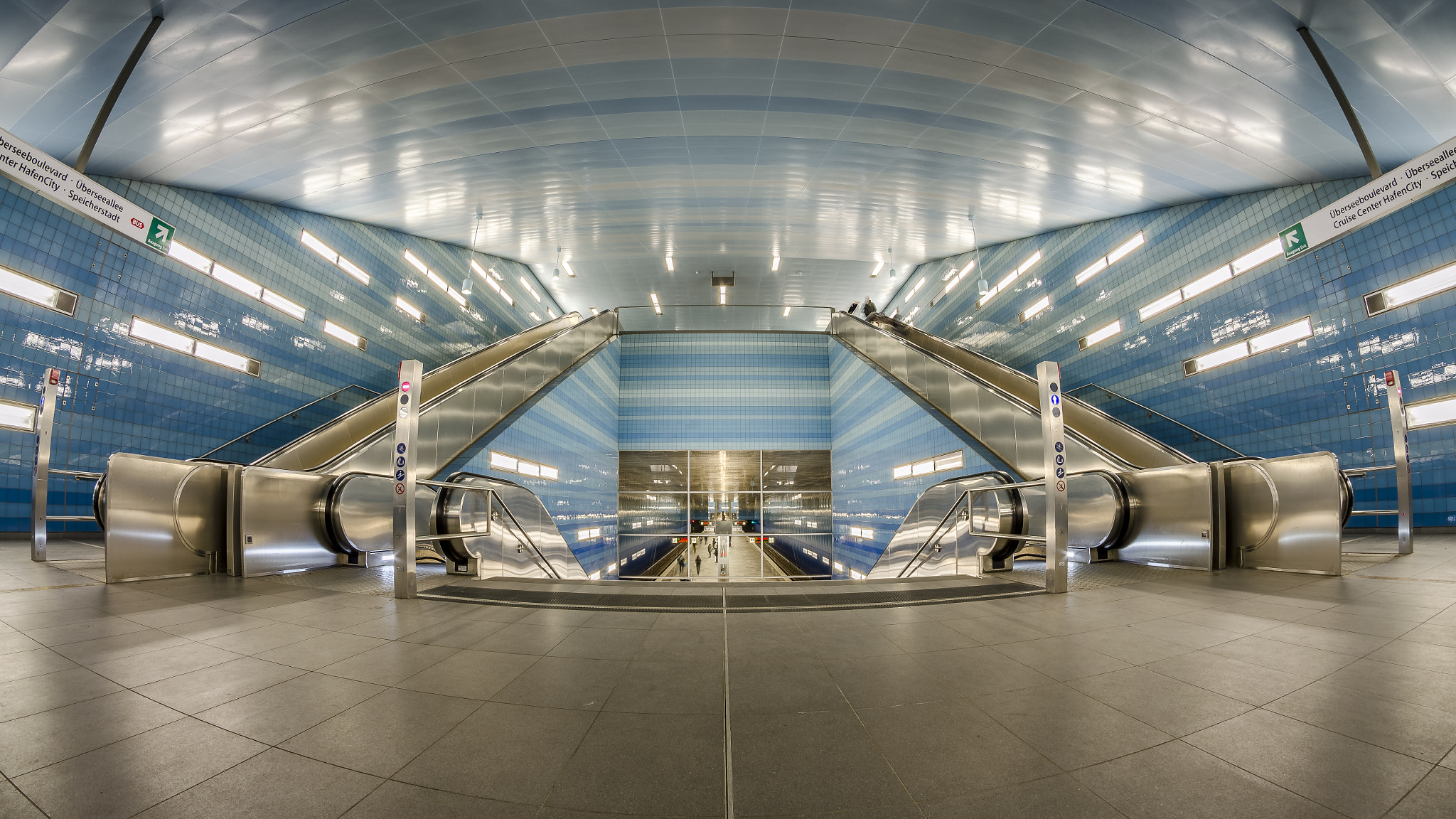 Samyang 8mm F3.5 Aspherical IF MC Fisheye sample photo. Überseequartier photography
