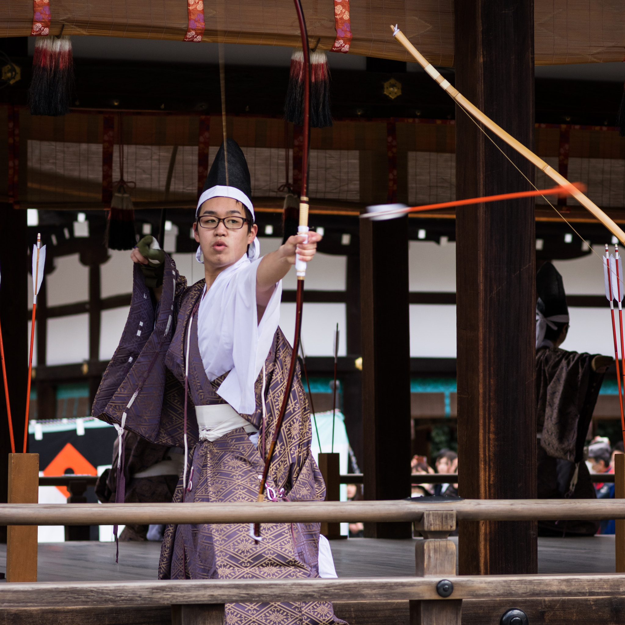 Pentax smc FA 77mm 1.8 Limited sample photo. Shoot arrow photography