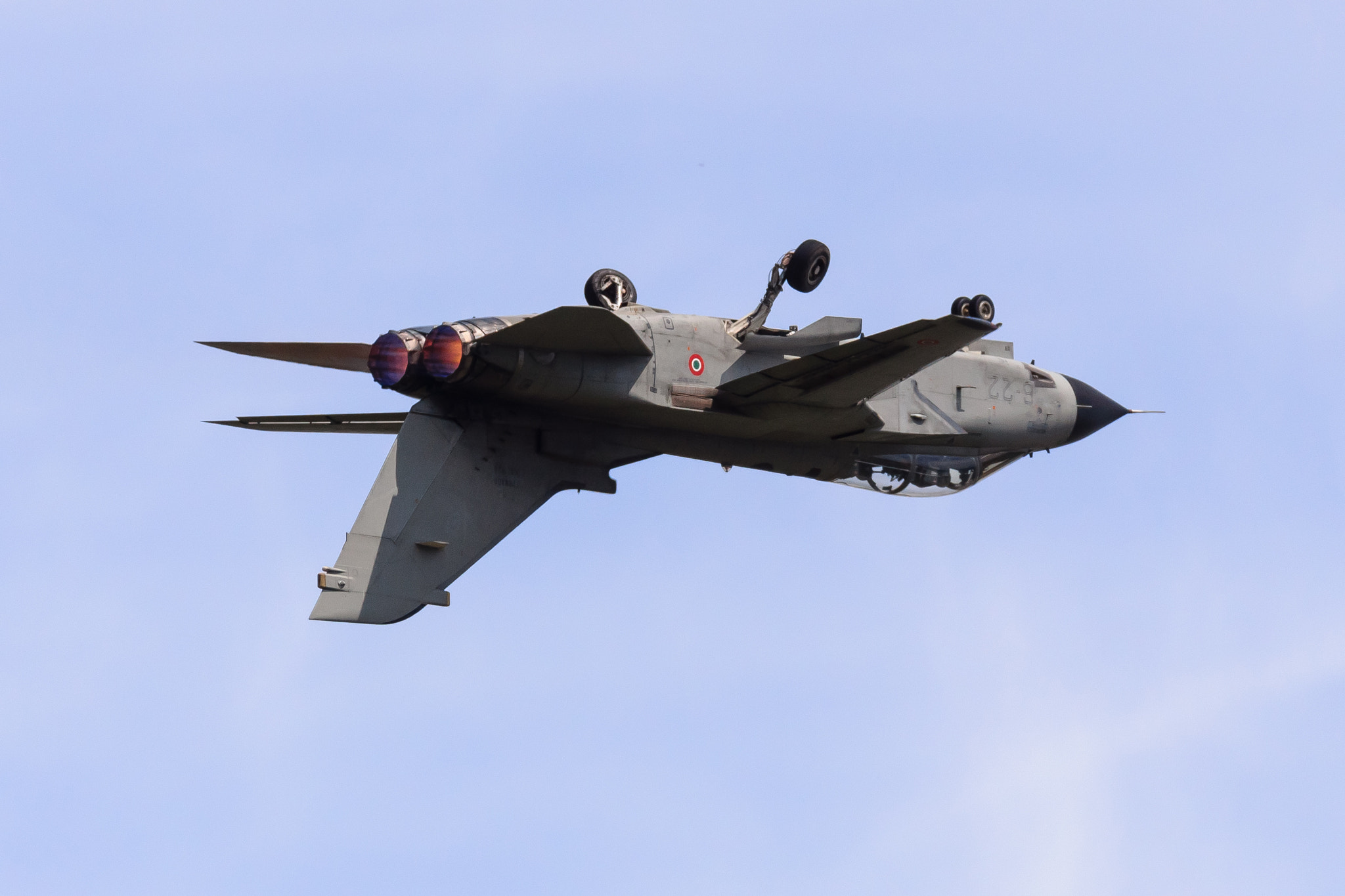 Sony 70-300mm F4.5-5.6 G SSM sample photo. Inverted tornado photography