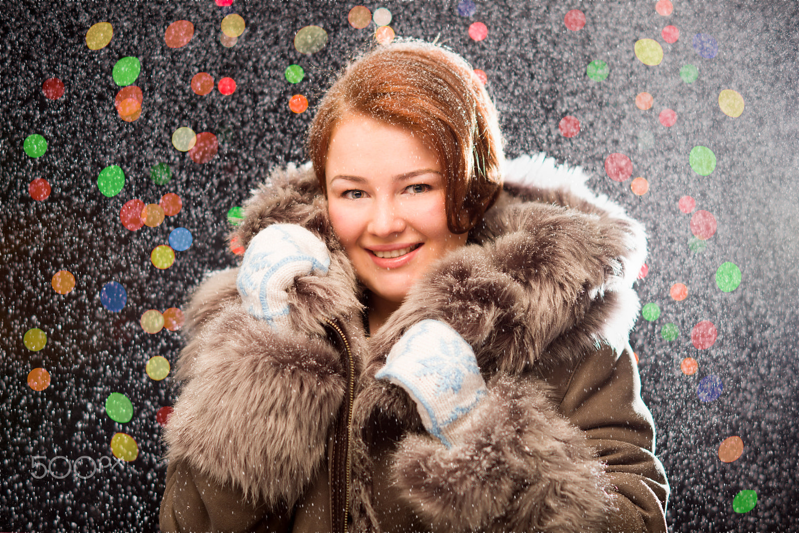 Nikon D810 + Nikon AF Nikkor 105mm F2D DC sample photo. Ginger girl in fur coat wearing mittens with snow photography