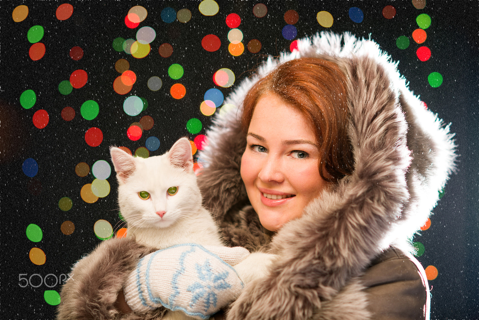 Nikon D810 + Nikon AF Nikkor 105mm F2D DC sample photo. Ginger girl in fur coat wearing mittens with cat photography