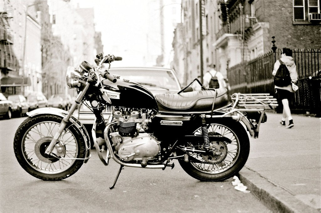 Syntek USB Camera sample photo. Triumph bonneville 750 photography